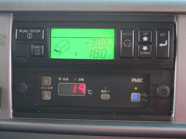 中古トラック 日野冷凍バン #19