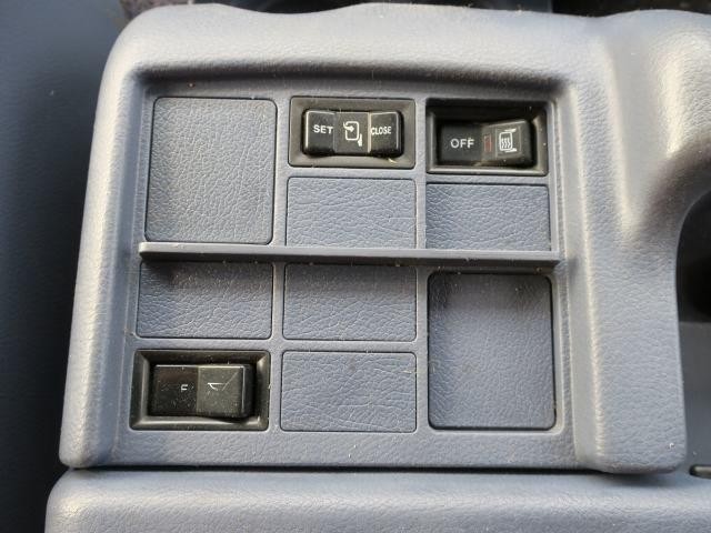 中古トラック 日野冷凍バン #24