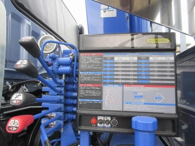 中古トラック 三菱ふそうクレーン付 #9