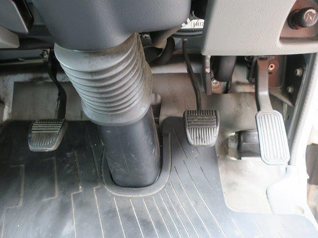 日野デュトロ 3t冷凍バン 格納PG