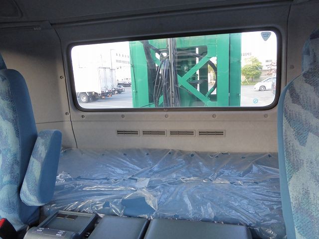 中古トラック UDトラックストラクタヘッド #20