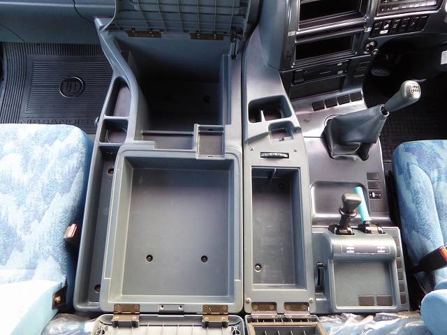 中古トラック UDトラックストラクタヘッド #22