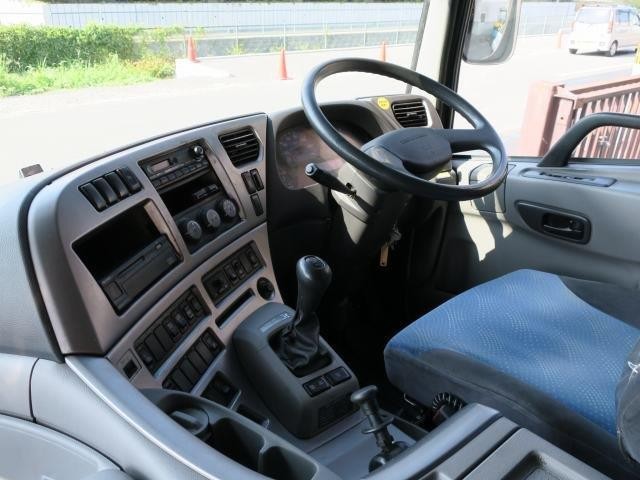 中古トラック UDトラックスアルミウィング #15