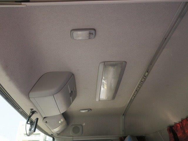 中古トラック UDトラックスアルミウィング #23