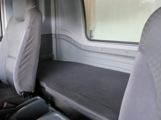 中古トラック いすゞ冷凍バン #20