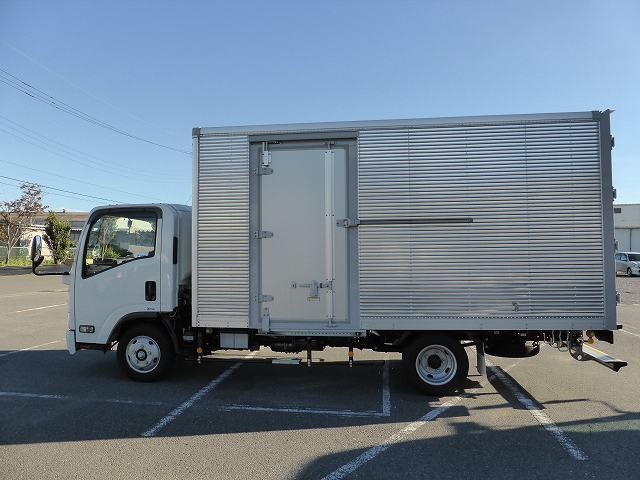 中古トラック いすゞアルミバン #2