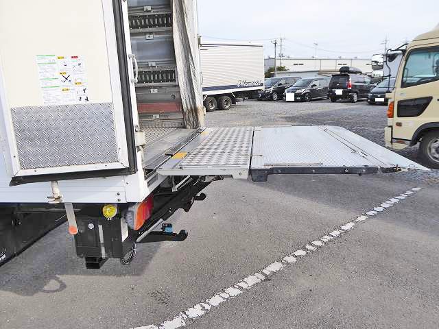 中古トラック 日野冷凍バン #12