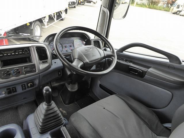 中古トラック 日野冷凍バン #15