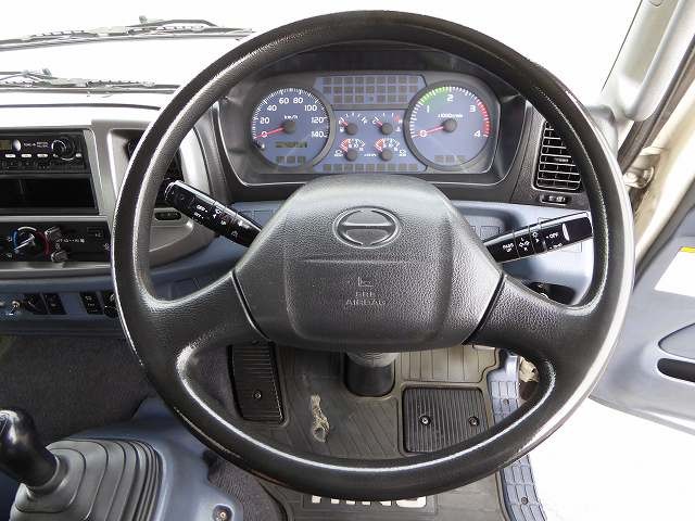 中古トラック 日野冷凍バン #16