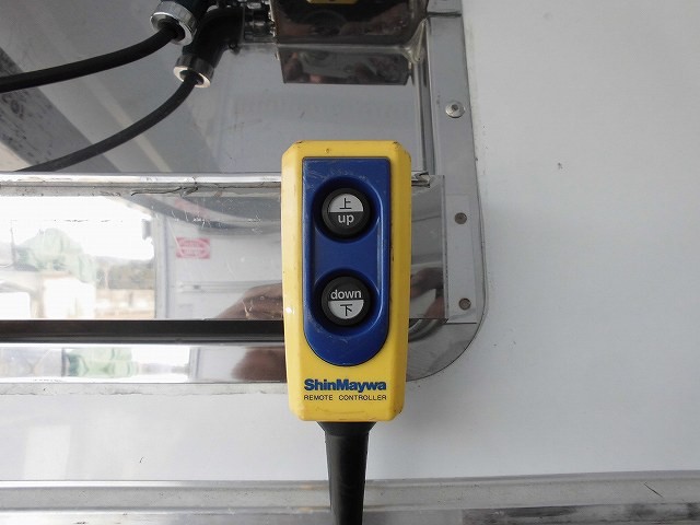 中古トラック いすゞ冷凍バン #12