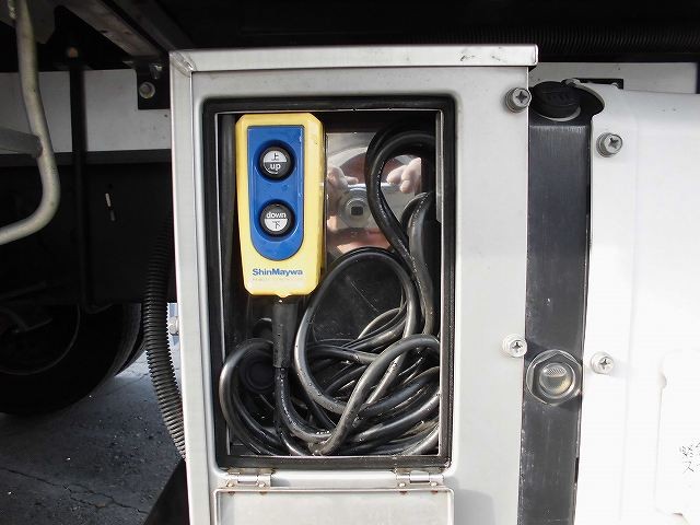 中古トラック いすゞ冷凍バン #21