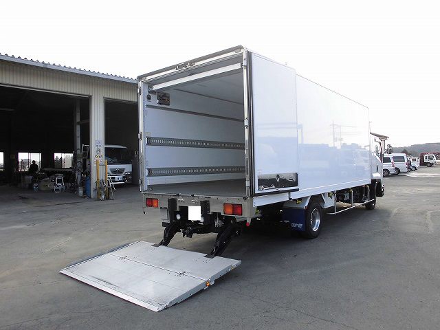 中古トラック いすゞ冷凍バン #5