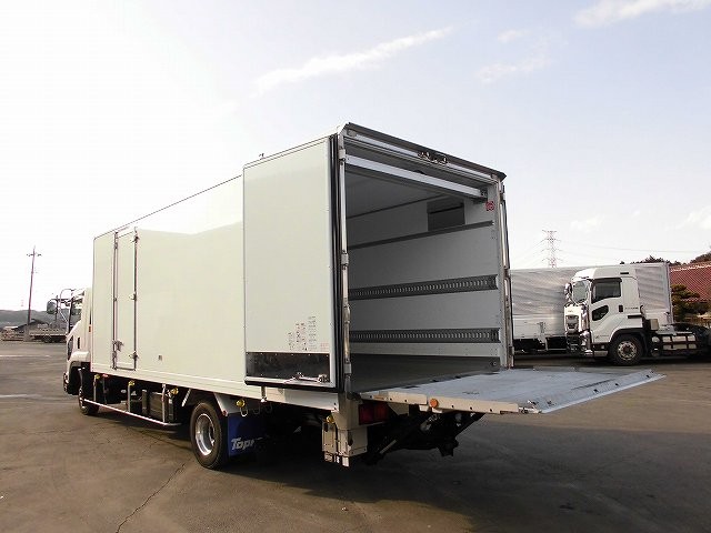 中古トラック いすゞ冷凍バン #6