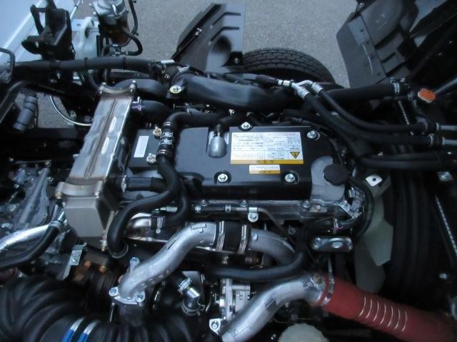 中古トラック いすゞ冷凍バン #12