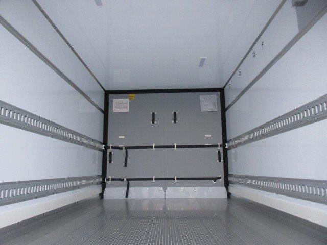 中古トラック いすゞ冷凍バン #24