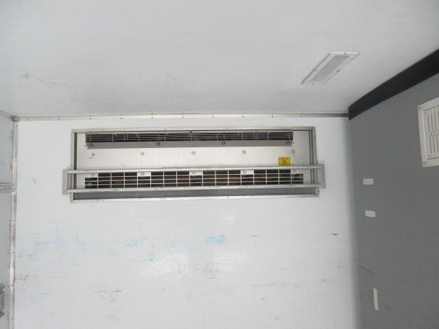 中古トラック 日野冷凍バン #24