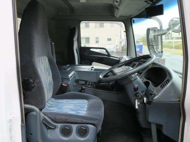 中古トラック 三菱ふそう冷蔵冷凍車 #12
