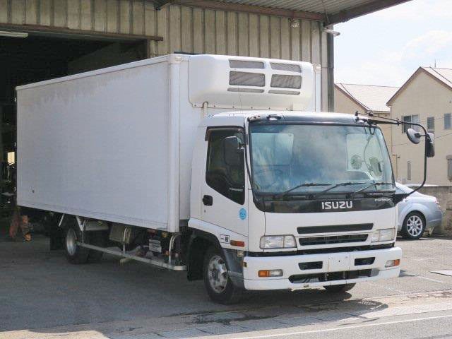 中古トラック いすゞ冷凍バン #2