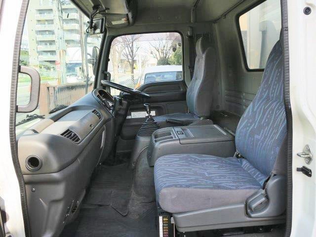 中古トラック いすゞ冷凍バン #23