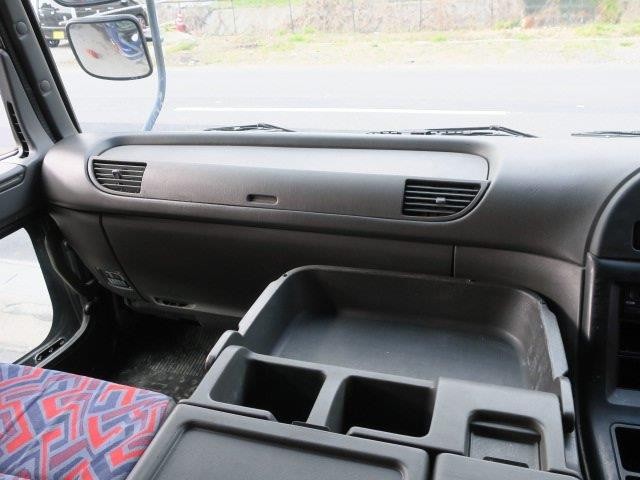 中古トラック いすゞ粉粒体運搬車 #15