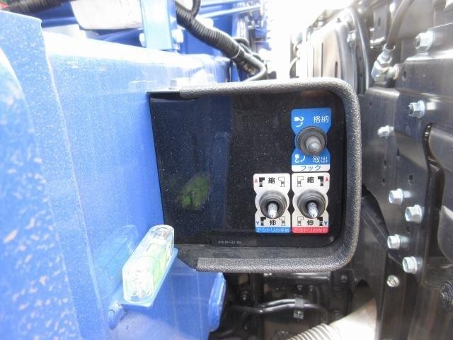 中古トラック 三菱ふそうクレーン付 #9