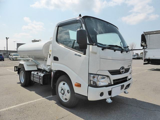 中古トラック 日野散水車 #2