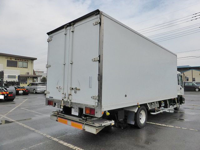 中古トラック いすゞ冷凍バン #3