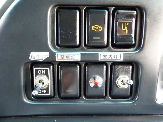中古トラック いすゞ冷凍バン #21