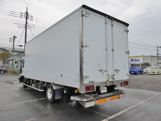 中古トラック いすゞ冷凍バン #4