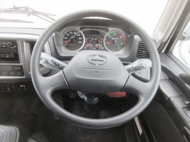 中古トラック 日野冷凍バン #18