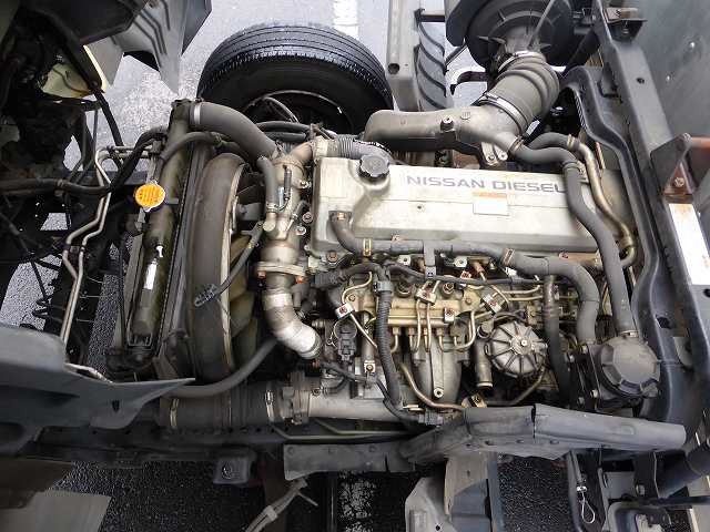 中古トラック UDトラックスアルミバン #9