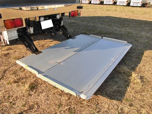 中古トラック 日野冷蔵冷凍車 #9