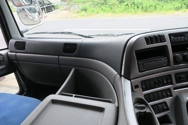 中古トラック UDトラックス平ボディアルミブロック #16