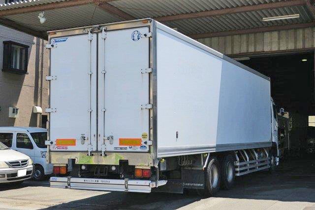 中古トラック 日野冷凍バン ＃3
