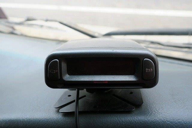 中古トラック 三菱ふそう冷凍バン ＃17