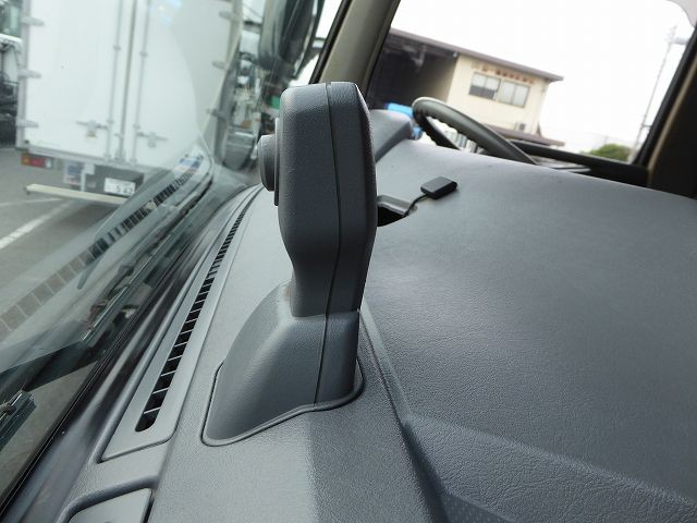 中古トラック 三菱ふそう冷凍バン #20