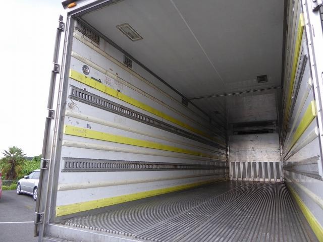 中古トラック 三菱ふそう冷凍バン #8