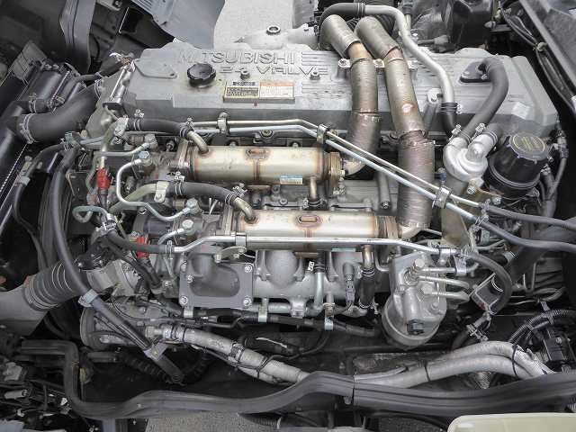 中古トラック 三菱ふそう冷凍バン ＃9