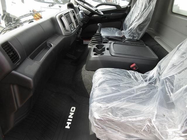 中古トラック 日野冷蔵冷凍車 #23