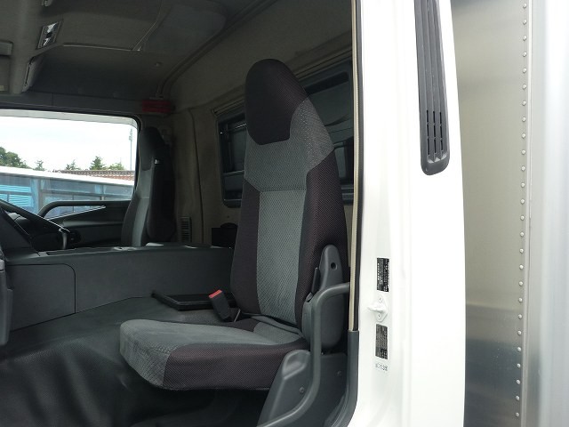 中古トラック 三菱ふそうアルミバン #22