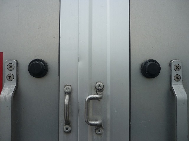 中古トラック 三菱ふそうアルミバン #9