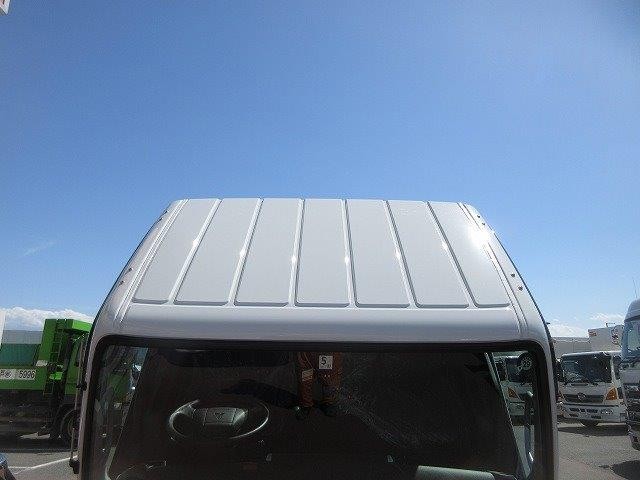 中古トラック 三菱ふそう冷凍バン #13