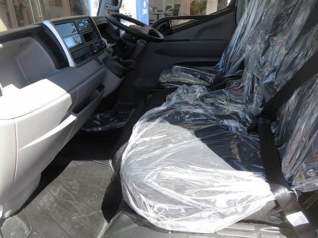 中古トラック 三菱ふそう冷凍バン #23