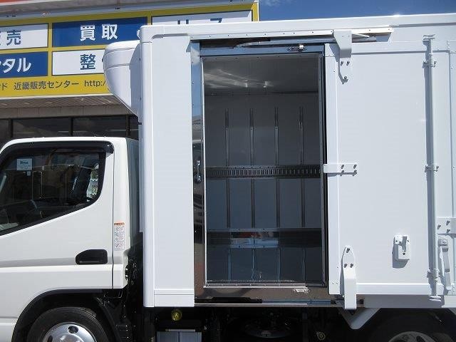 中古トラック 三菱ふそう冷凍バン #9