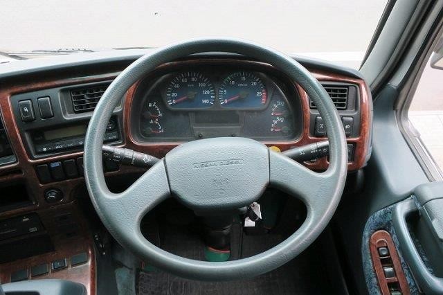 中古トラック UDトラックストラクタヘッド ＃14