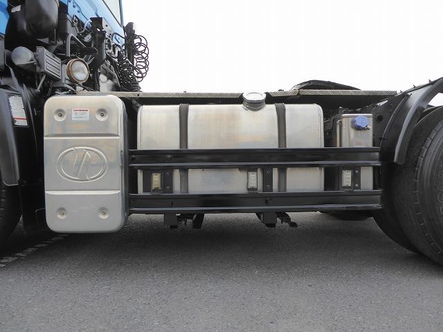 中古トラック UDトラックストラクタヘッド #12