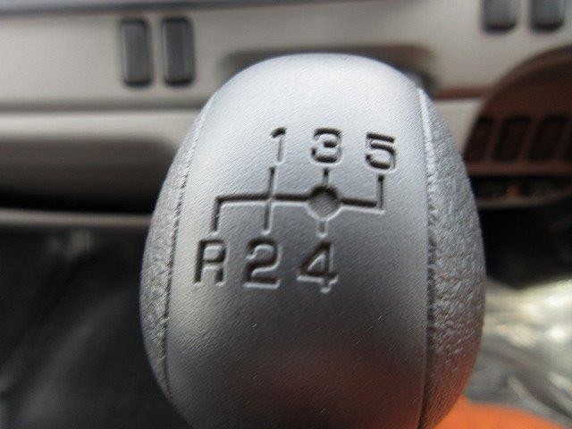 中古トラック 三菱ふそう冷凍バン #17