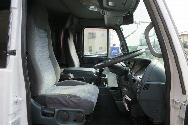 中古トラック UDトラックスアルミウィング #13