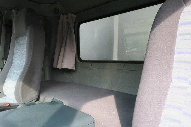 中古トラック UDトラックスアルミウィング #24