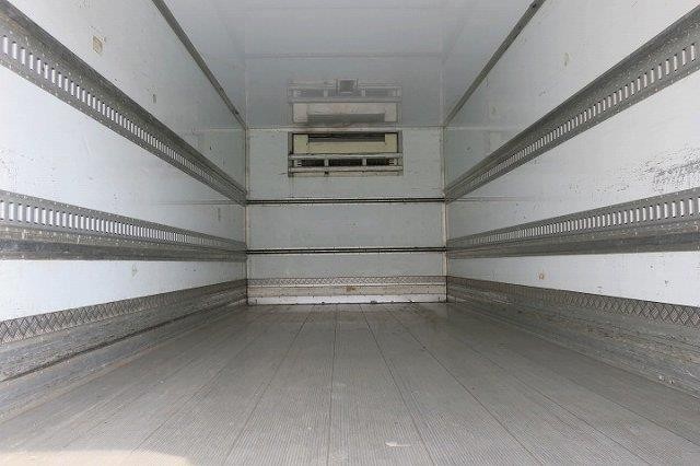 中古トラック いすゞ冷凍バン #7